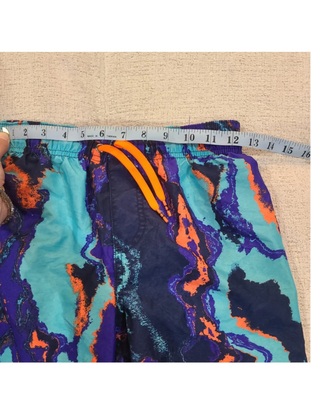 Under Armour Boys Size Youth Large YLG Swim Trunks Board Shorts Blue Orange